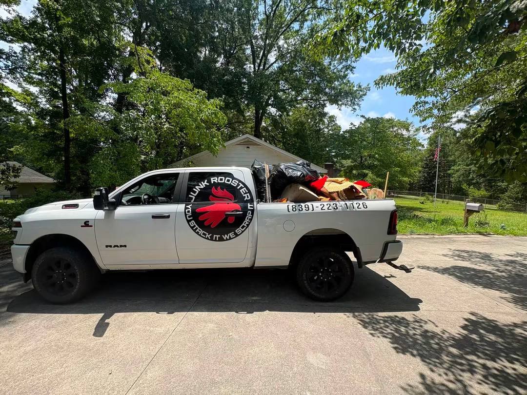 Junk Rooster truck loaded and ready